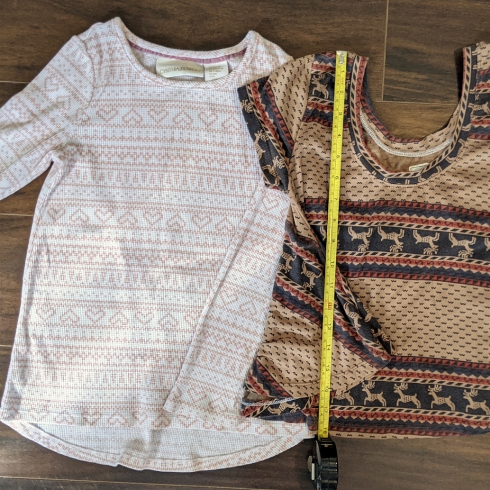 Girls Top Reindeer blouse, long sleeve pink heart T- shirt Size Small 7-8